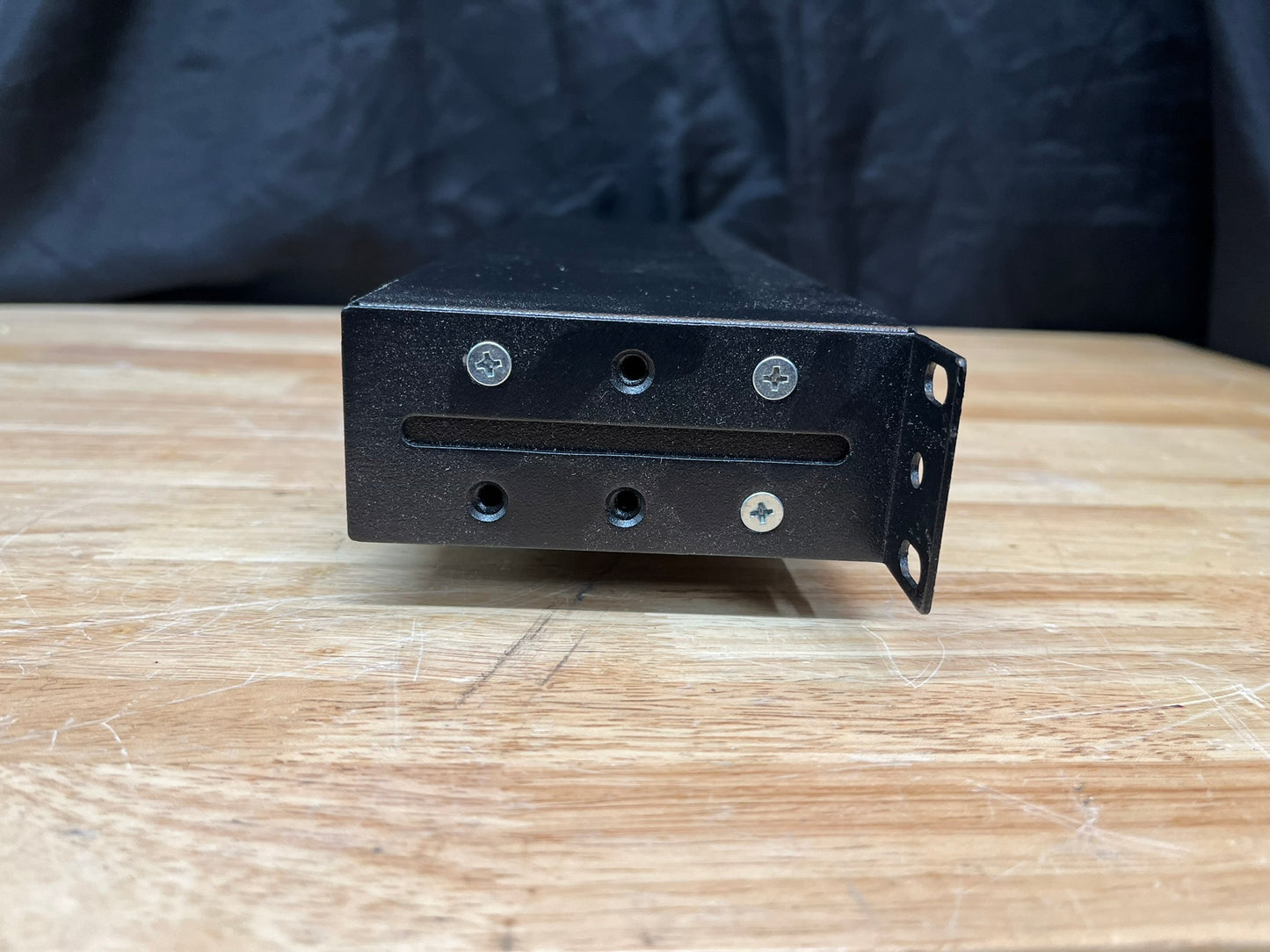 APC AP-9553 20A Power Distribution Unit