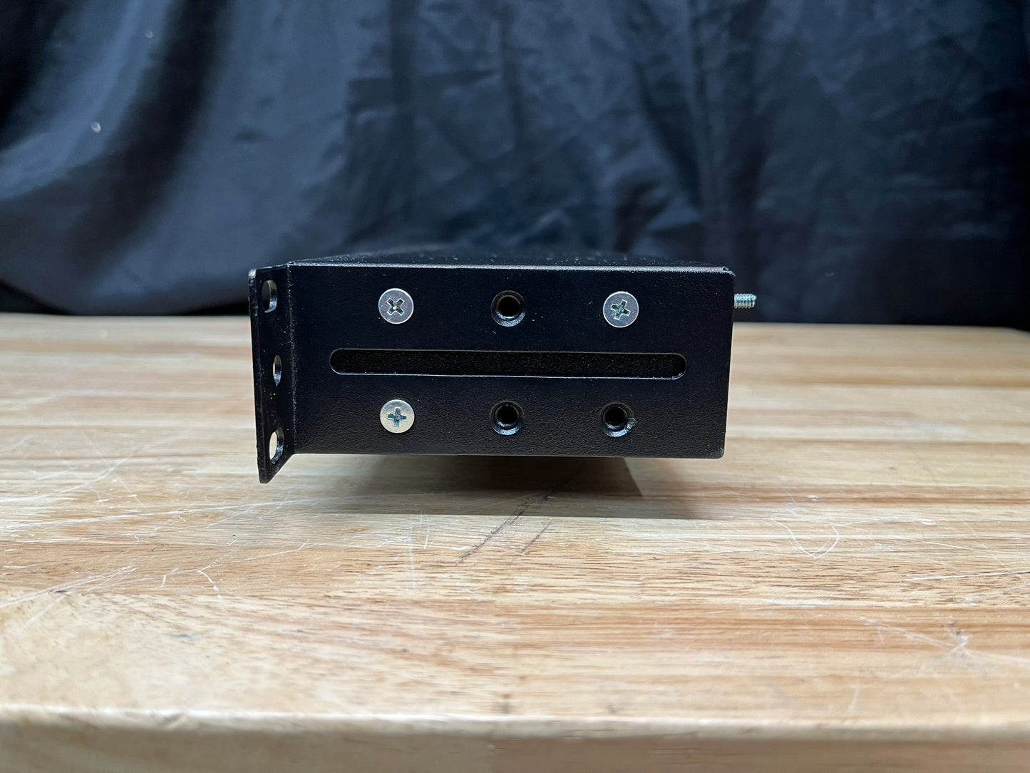 APC AP-9553 20A Power Distribution Unit