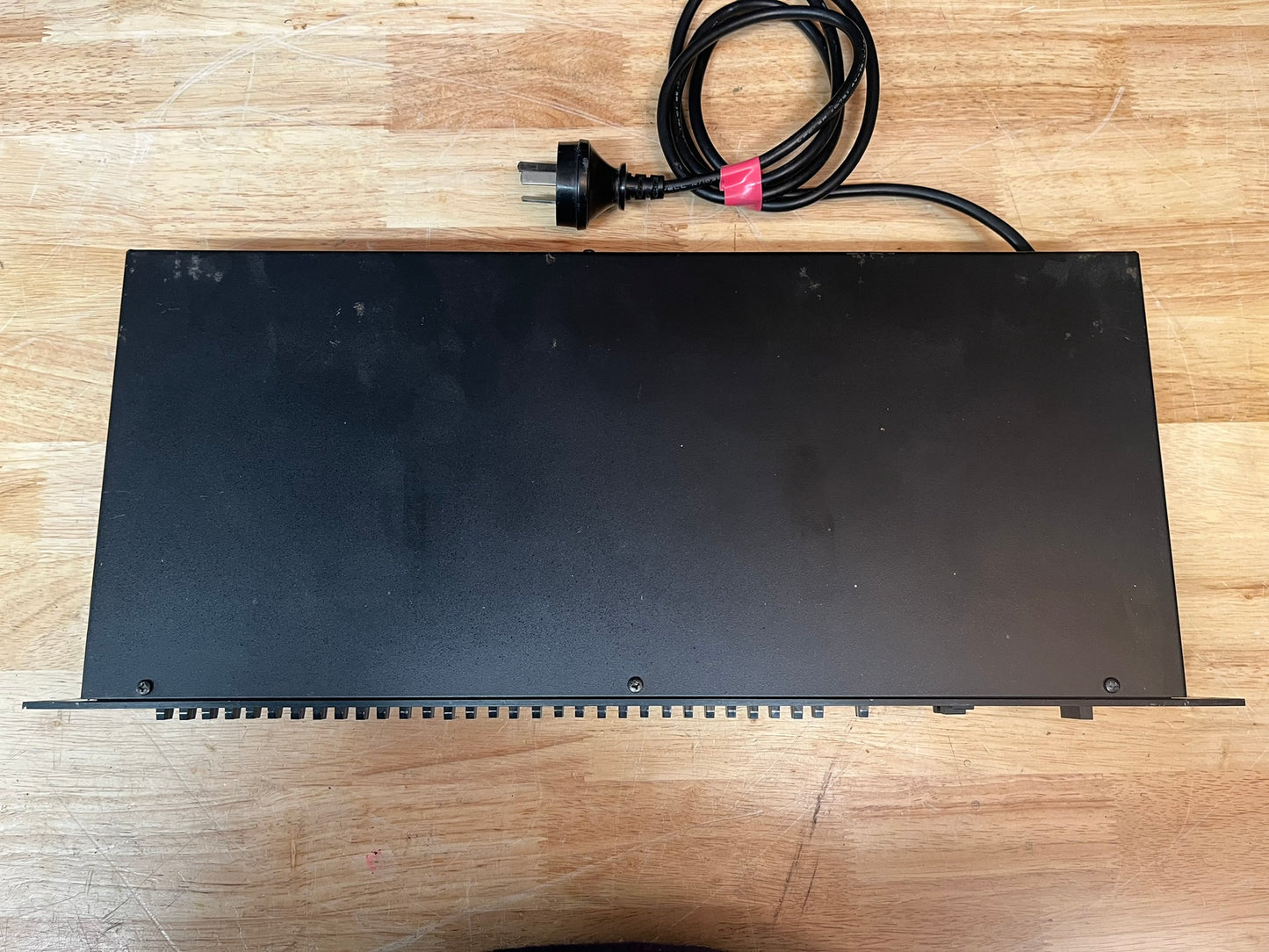 Phonic PEQ3300 1/3 Octave Graphic Equalizer